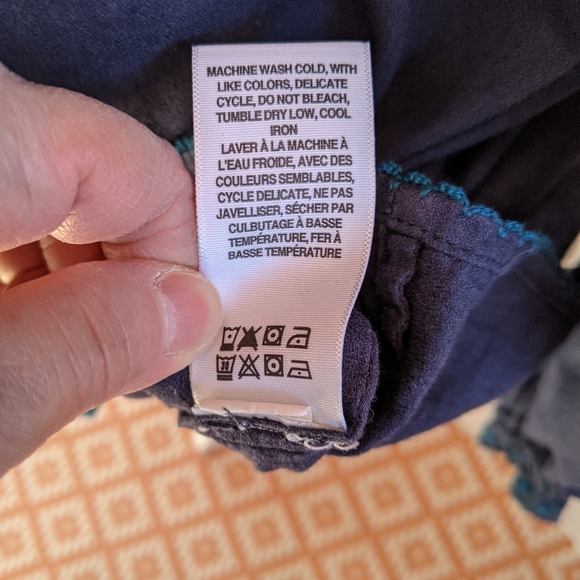 Lucky Brand peasant top in excellent condition, si - Picture 14 of 14